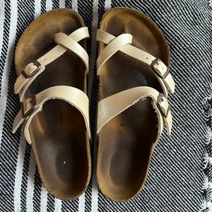 Size 38 cream Birkenstocks